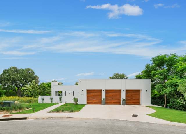 Property at 8218 Country Lane Ct, San Antonio, TX 78209, 4 beds, 4.5 baths