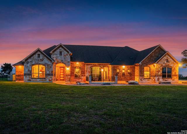 Property at 5228-M FM 3240, Bandera, TX 78003, 3 beds, 2.5 baths