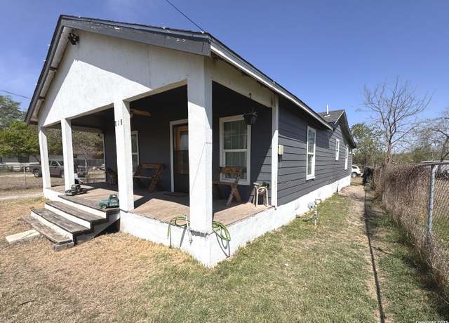 Property at 815 Villaret, San Antonio, TX 78224, 3 beds, 2 baths
