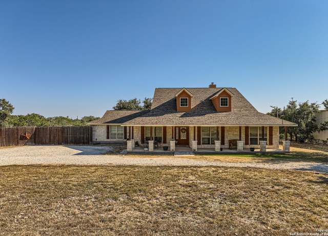 Property at 1271 Carson Crk, Canyon Lake, TX 78133-3954, 3 beds, 2 baths