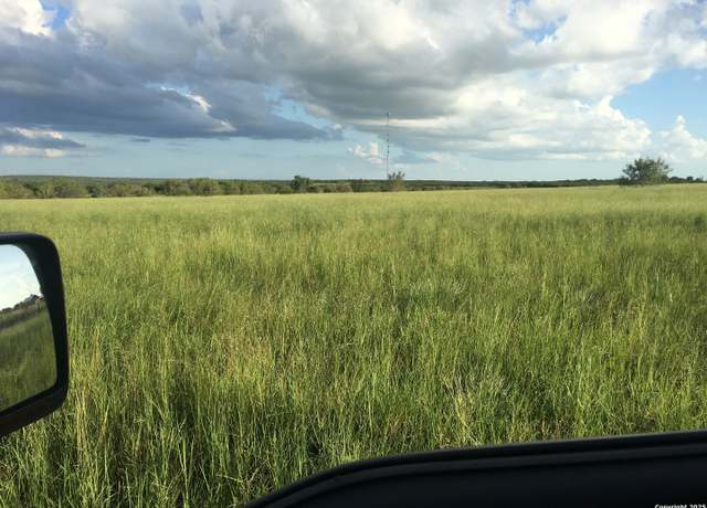 Property at 2795 County Road 651, Devine, TX 78016