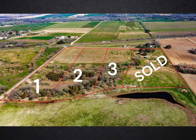 Property at 11026 County Road 584, Lacoste, TX 78039