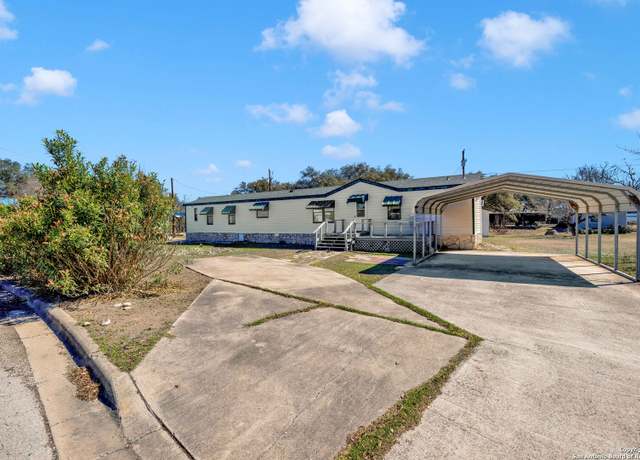 Property at 36 Retama, Brackettville, TX 78832, 2 beds, 2 baths