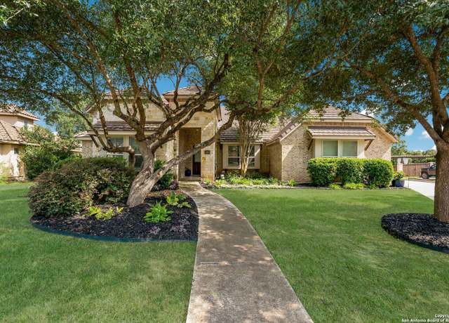 Property at 314 Regent Cir, Shavano Park, TX 78231, 4 beds, 3 baths