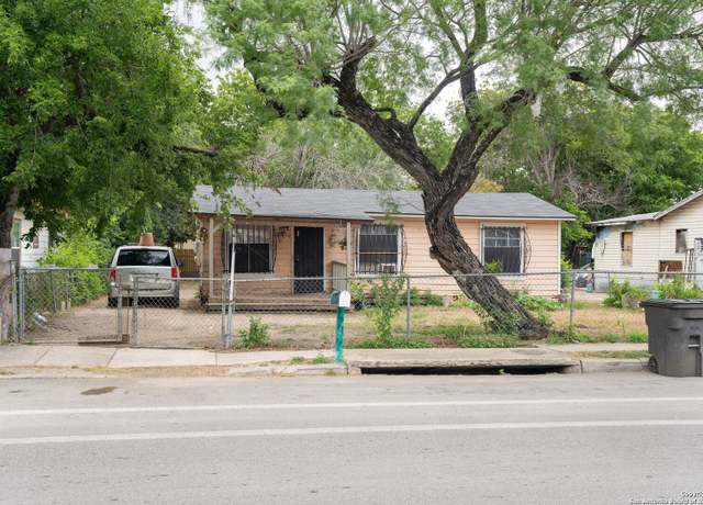 Property at 606 S San Joaquin, San Antonio, TX 78225, 3 beds, 1 bath