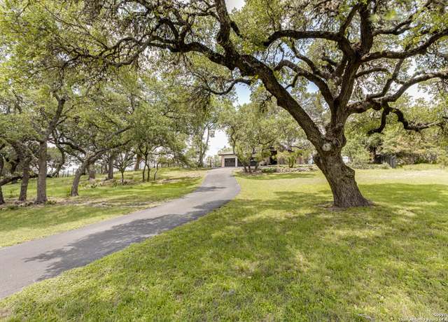 Property at 28426 Quadrille Ln, Boerne, TX 78015, 3 beds, 3 baths