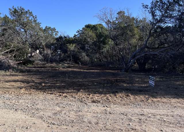 Property at 172 Paladin Dr, Bandera, TX 78003