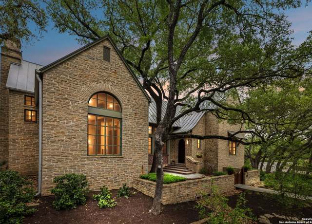 Property at 110 Turnberry Way, San Antonio, TX 78230, 3 beds, 3.5 baths