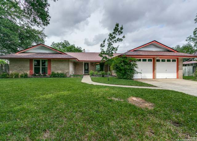 Property at 302 Westwind, Windcrest, TX 78239, 4 beds, 2 baths