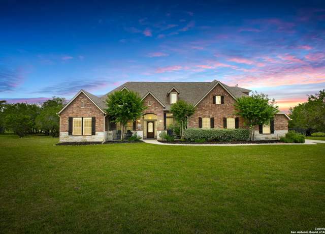 Property at 10807 Zedernholz Run, New Braunfels, TX 78132, 4 beds, 3.5 baths