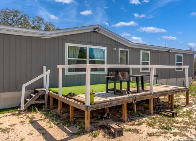 Property at 23102 Copper Cyn, Elmendorf, TX 78112, 5 beds, 3 baths