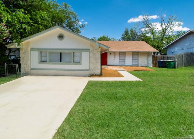 Property at 11947 Alamo Blanco, San Antonio, TX 78233, 4 beds, 2 baths