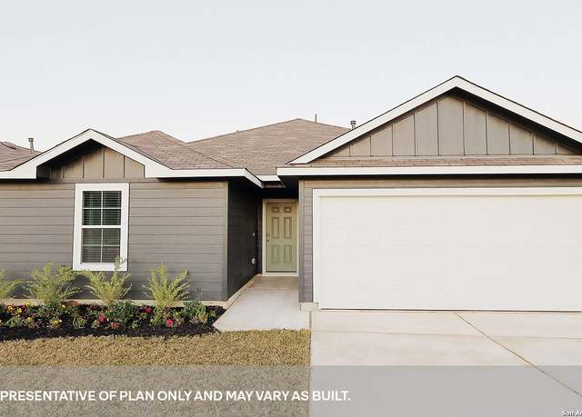 Property at 1025 Village Run, Seguin, TX 78155, 3 beds, 2 baths