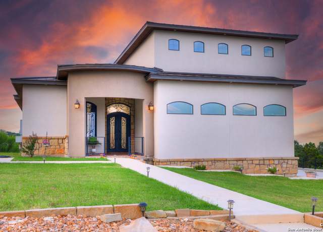 Property at 15051 Iron Horse, Helotes, TX 78023, 5 beds, 3.5 baths