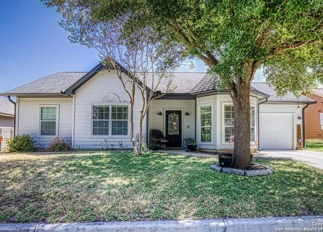 Property at 1408 S 2nd, Floresville, TX 78114, 3 beds, 2 baths