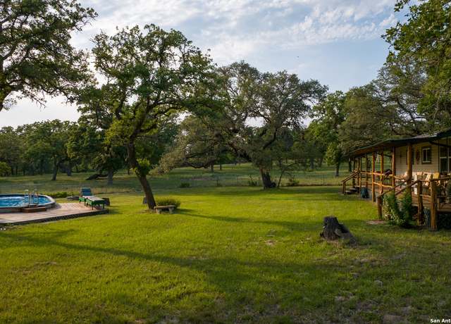 Property at 190 Turnaround, Seguin, TX 78155, 2 beds, 2 baths