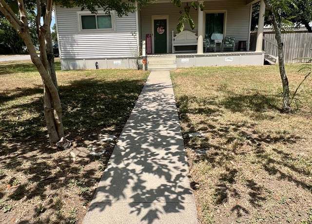 Property at 501 E Randall, Beeville, TX 78102, 4 beds, 2 baths