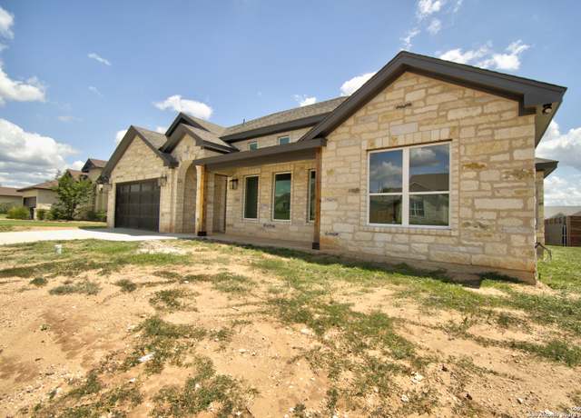 Property at 111 Madrona, Fredericksburg, TX 78624, 4 beds, 3 baths