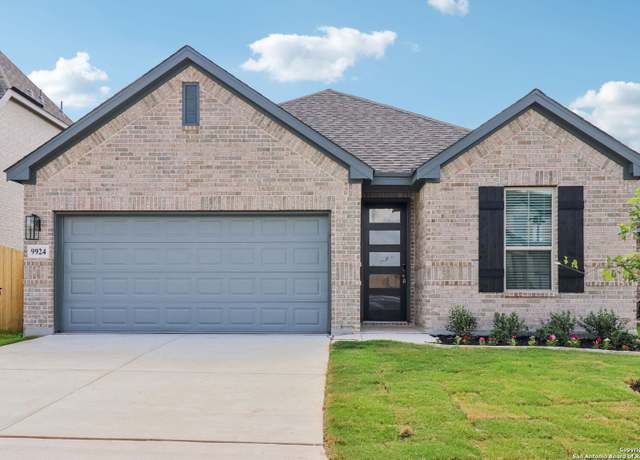 Property at 9924 Paladin Rdg, San Antonio, TX 78254, 3 beds, 4 baths