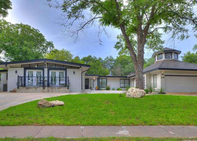 Property at 2611 Hopeton, San Antonio, TX 78230, 4 beds, 3 baths