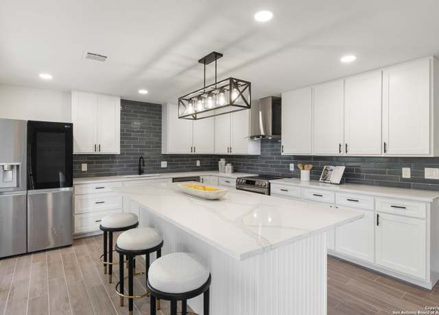 Property at 123 E Brandon Dr, San Antonio, TX 78209, 4 beds, 3.5 baths