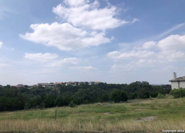 Property at 112 Towne View Cir, Boerne, TX 78006