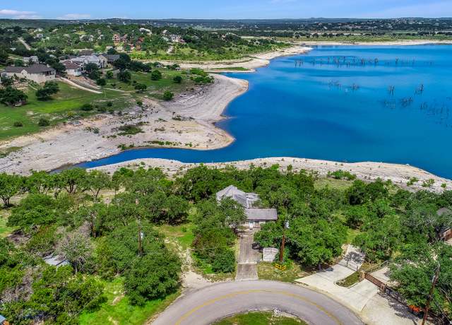 Property at 853 Glenn, Canyon Lake, TX 78133, 2 beds, 1 bath