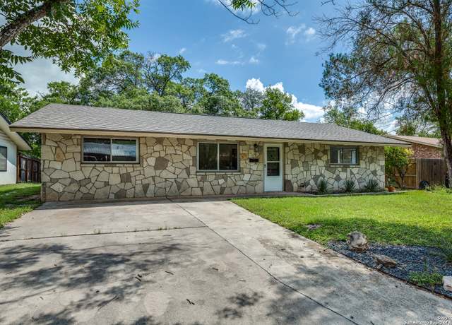 Property at 510 Lake, Kerrville, TX 78028, 3 beds, 2 baths