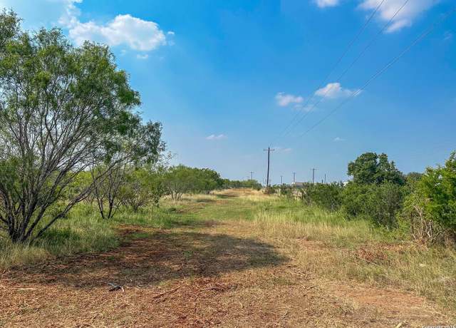 Property at 1346 CR 429, Pleasanton, TX 78064