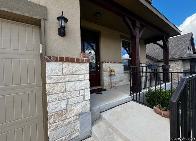 Property at 537 Allegro Edge, Spring Branch, TX 78070, 5 beds, 3.5 baths