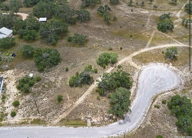 Property at 135 Eli Chandler, Blanco, TX 78606