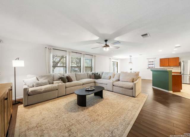 Property at 807 Spello, San Antonio, TX 78253, 3 beds, 2.5 baths