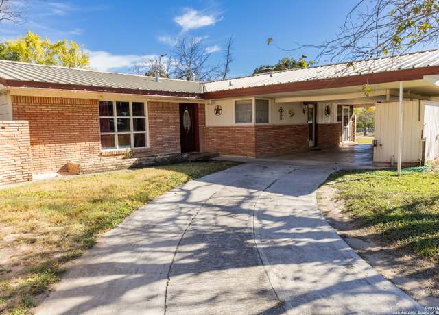 Property at 518 Oak, Junction, TX 76849, 3 beds, 2 baths