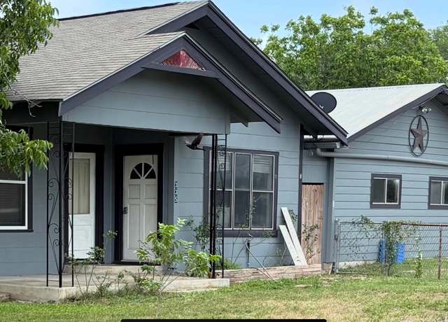 Property at 335 E San Antonio St, Marion, TX 78124, 2 beds, 3 baths