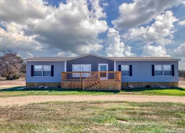 Property at 703 Private Road 1501, Bandera, TX 78003, 3 beds, 2 baths