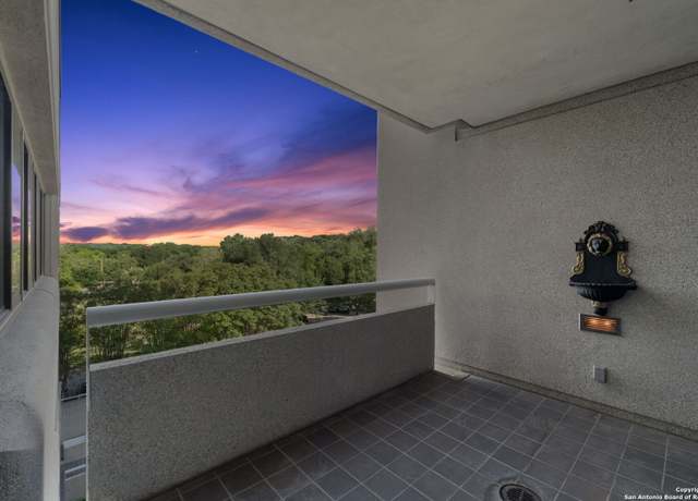 Property at 200 Patterson #304, San Antonio, TX 78209, 2 beds, 2.5 baths