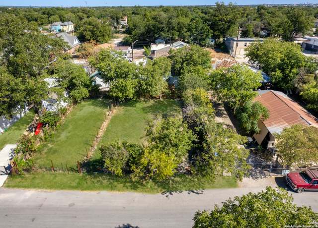 Property at 711 Montezuma St, San Antonio, TX 78207-5925