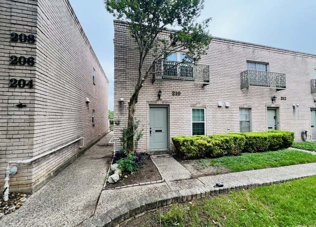 Property at 102 Ruelle Ln #210, San Antonio, TX 78209, 2 beds, 1.5 baths