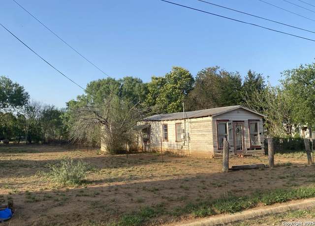 Property at 414 E Frio, Dilley, TX 78017