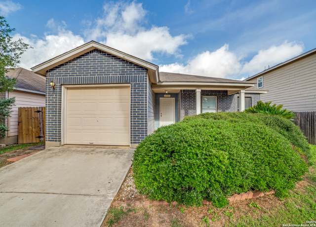 Property at 2111 Clear Ct, San Antonio, TX 78227, 2 beds, 2 baths