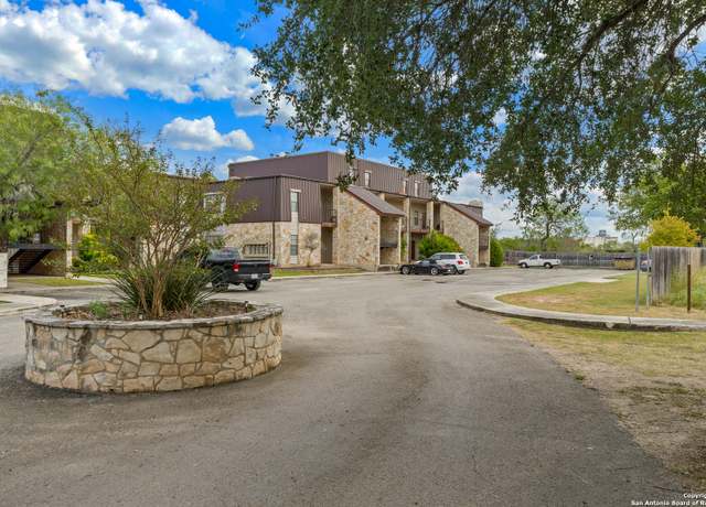 Property at 474 Seele St Unit 6B, New Braunfels, TX 78130-4656, 2 beds, 2 baths