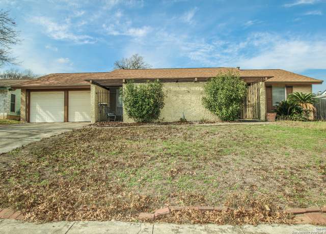 Property at 7717 Dry Canyon Trl, Live Oak, TX 78233, 4 beds, 2 baths