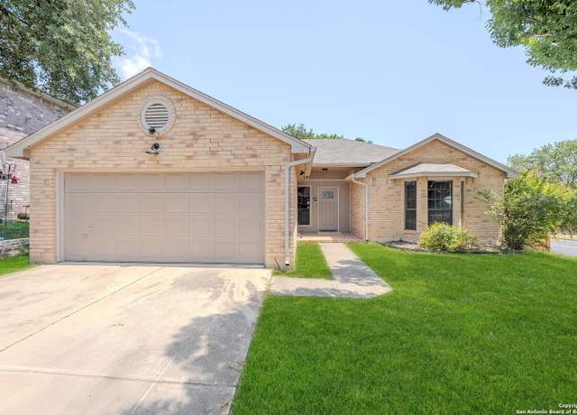Property at 2700 Hillview, Schertz, TX 78154, 3 beds, 2 baths