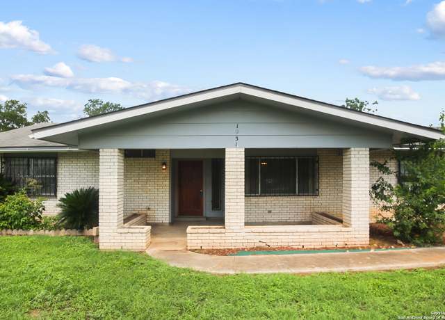 Property at 1931 Triple Pnes, China Grove, TX 78263, 2 beds, 2 baths