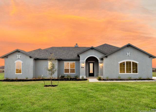 Property at 152 Pradera Rdg, Floresville, TX 78114, 3 beds, 2.5 baths