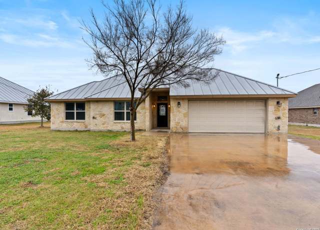 Property at 822 Chambord Dr, Falls City, TX 78113, 3 beds, 2.5 baths