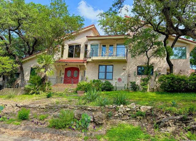 Property at 11402 Mission Trace St, San Antonio, TX 78230, 4 beds, 3.5 baths