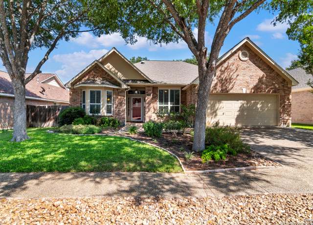 Property at 2426 Enfield Grv, San Antonio, TX 78231, 3 beds, 2 baths