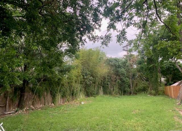 Property at 318 Trail St, San Antonio, TX 78212