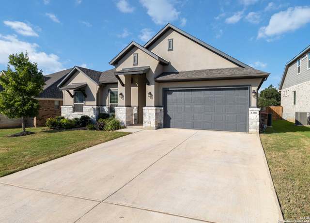 Property at 1398 Oaklawn, New Braunfels, TX 78132, 4 beds, 3.5 baths